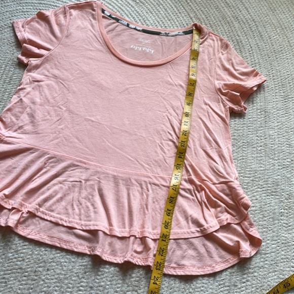 Target pink flutter tee! - Picture 4 of 5